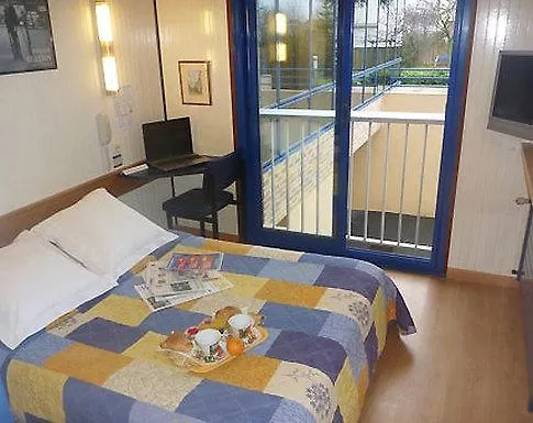 Hotel Arcantis Le Voltaire Rennes