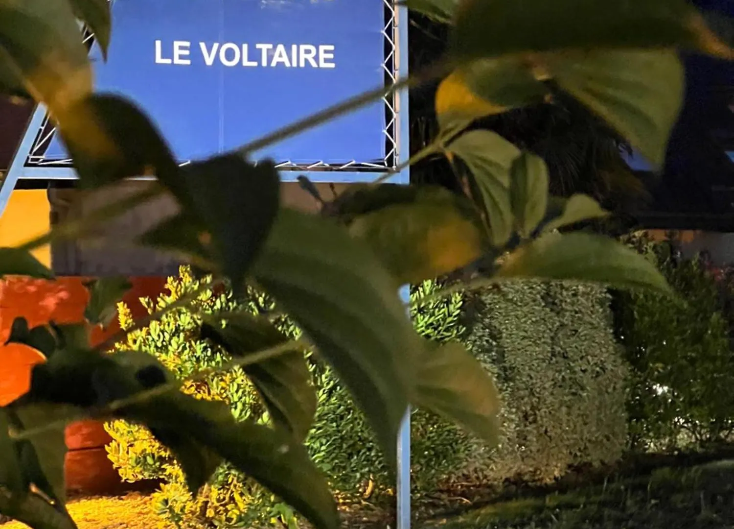 Hotel Arcantis Le Voltaire Rennes